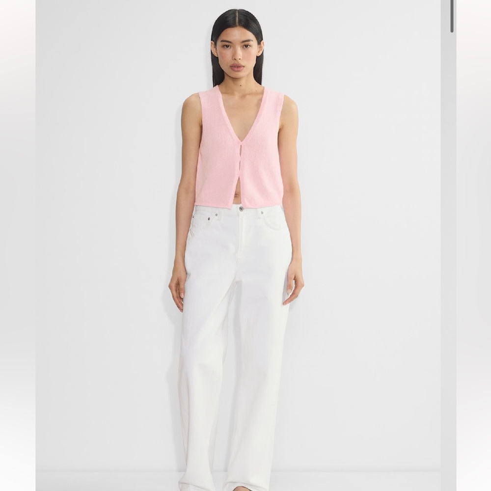 Aritzia Basque Sweater Vest in Strawberry Puff in size USWXL